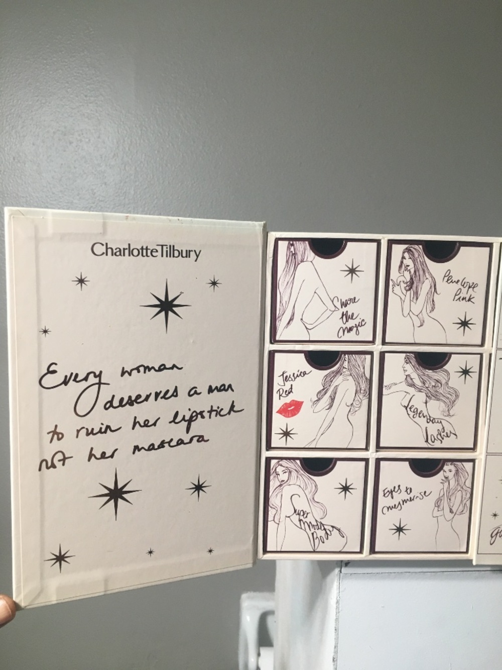 Charlotte Tilbury - Charlotte’s World Of Legendary Parties advent (8 items) - Picture 5 of 13